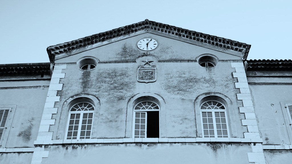 Me callaré en el pasillo del idiota