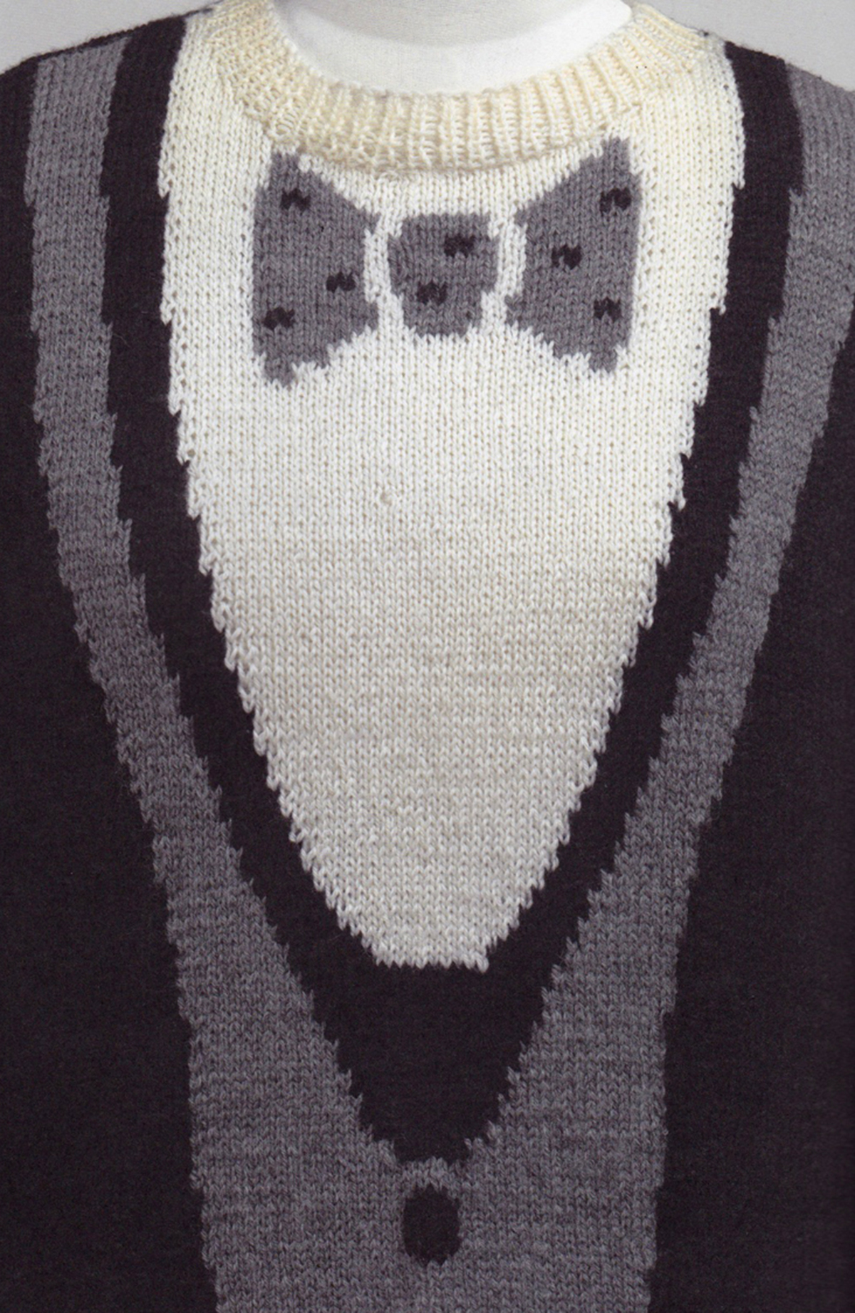 bernhard-willhelm-smoking-pull