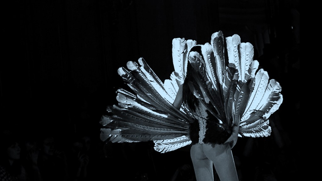 Haute-Couture | Serkan Cura, mon truc en plumes