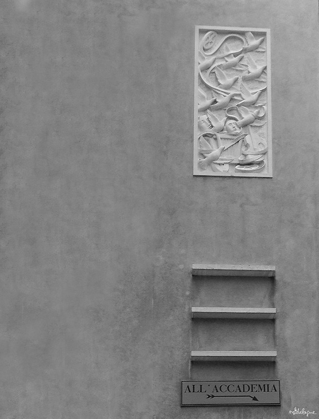 louis-vuitton-maison-venice-16