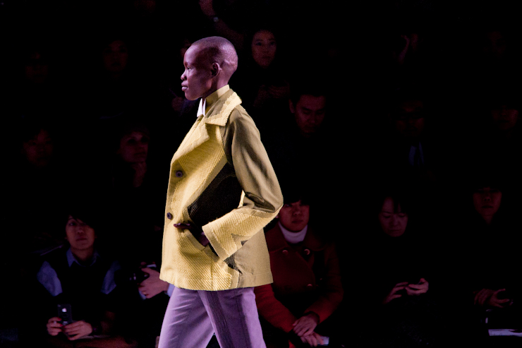 issey-miyake-winter-fall-2013-7