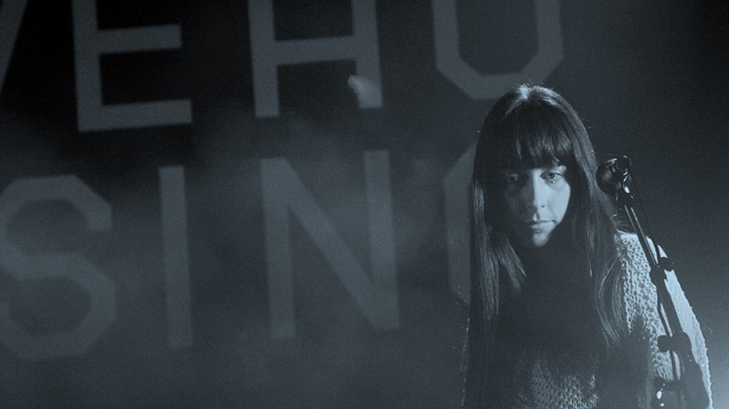 Live | au revoir Simone…