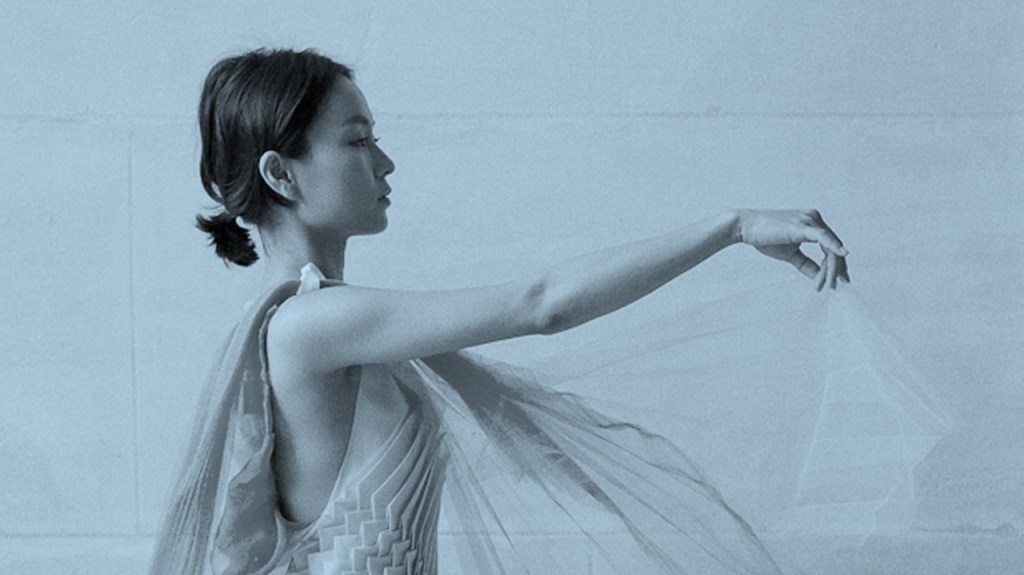 ART OF FASHION FOUNDATION | SHOOTING&nbsp;STARS