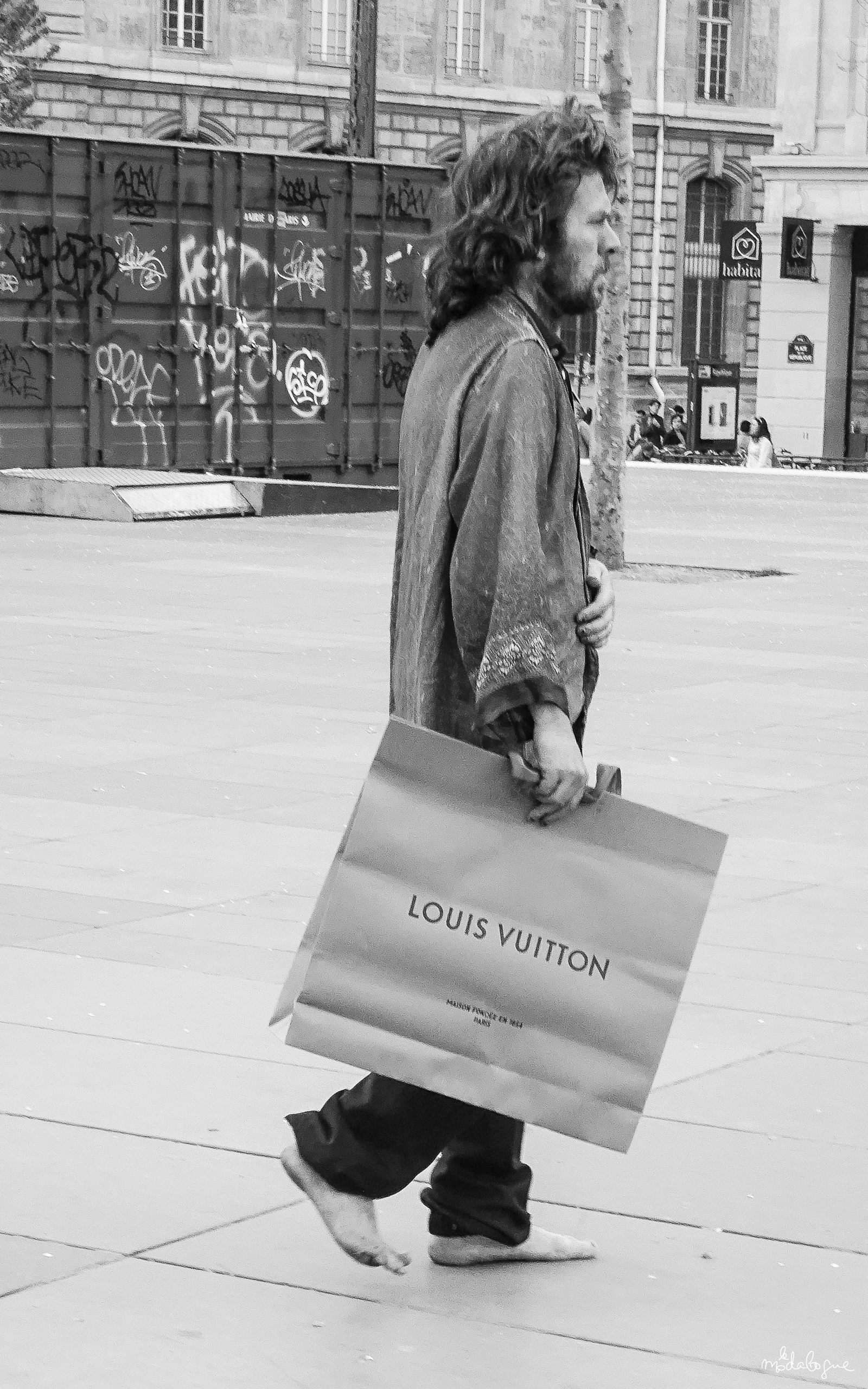 hobo-louis-vuitton-1