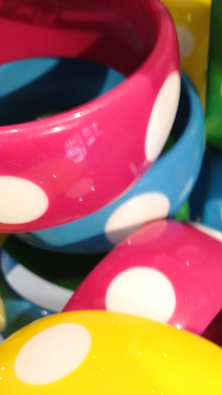 dots-everywhere-15 dots-everywhere-15