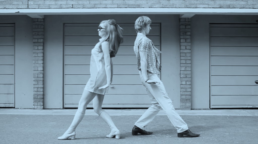 Fashion in 100 styles and 100&nbsp;seconds