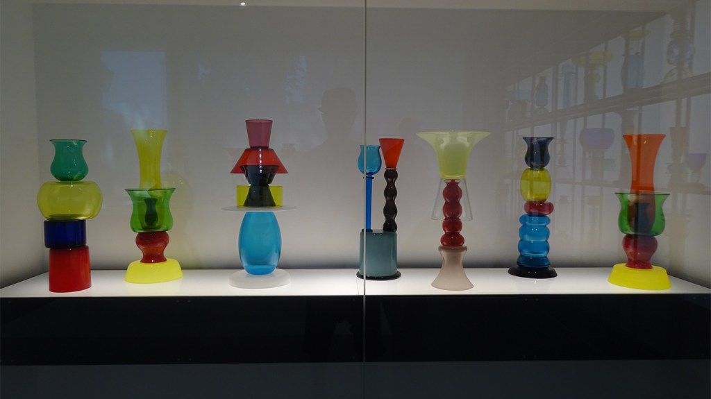 ON A VU ÇA:  BIENNALE DE VENISE, ETTORE SOTTSASS, &laquo;&nbsp;THE GLASS&nbsp;&raquo;