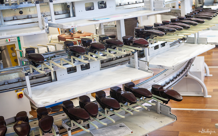 louis-vuitton-venise-manufacture-41