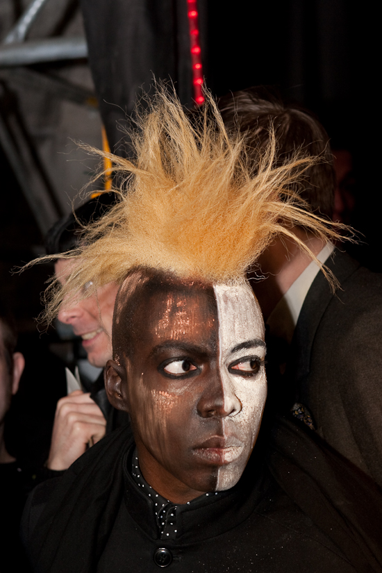 quentin-veron-women-paris-fashion-week-2010-2011-11