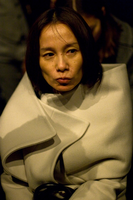 "covered" moderne et superbe (Margiela sans doute)