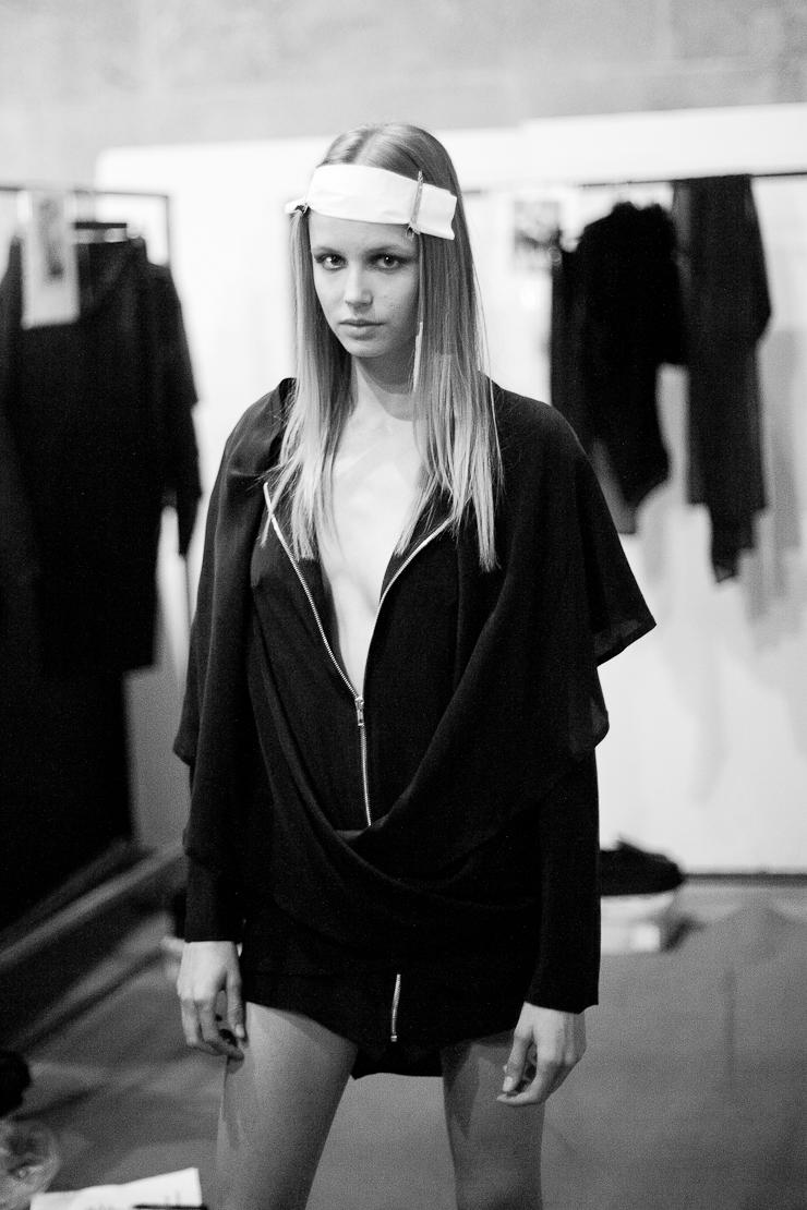 daniele-barros-backstage-1