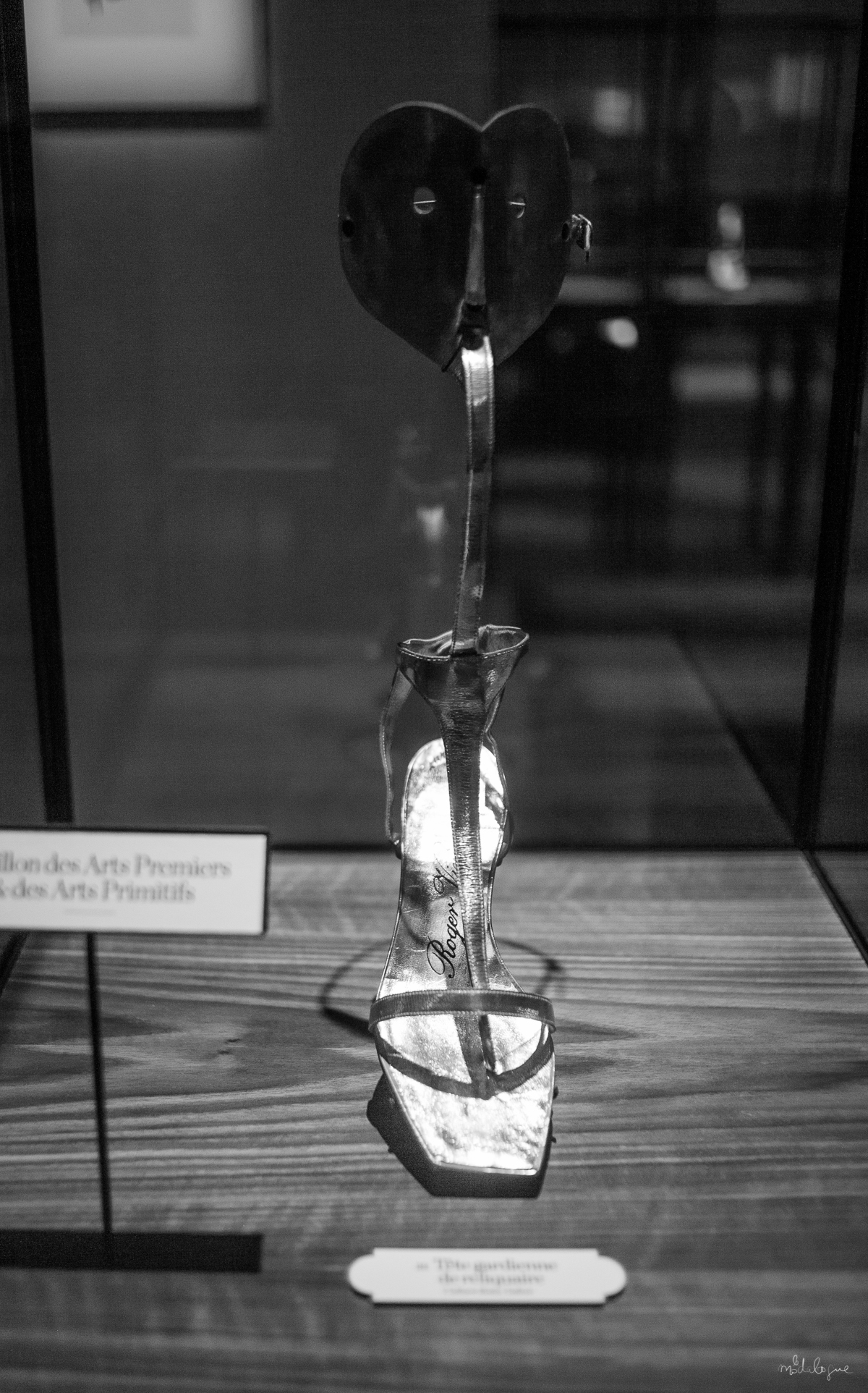 roger-vivier-palais-tokyo-33