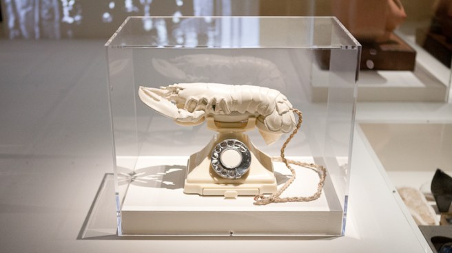 salvador-dali-pompidou-8