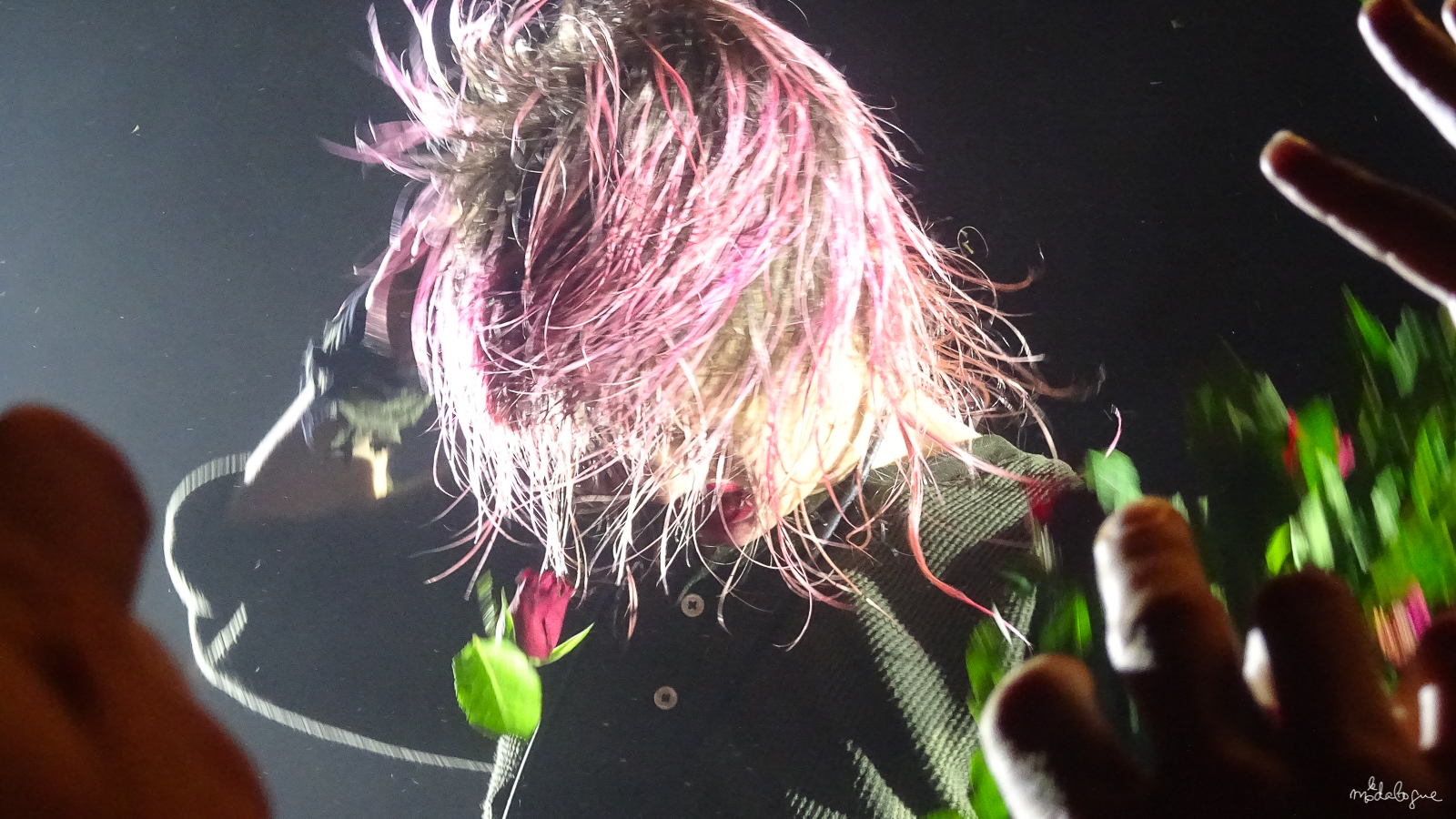 crystal-castles-2016-12