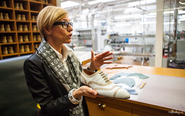 louis-vuitton-venise-manufacture-39