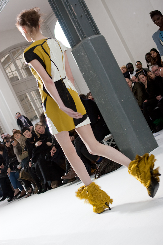 felipe-oliveira-baptista-women-paris-fashion-week-2010-2011-24 felipe-oliveira-baptista-women-paris-fashion-week-2010-2011-24