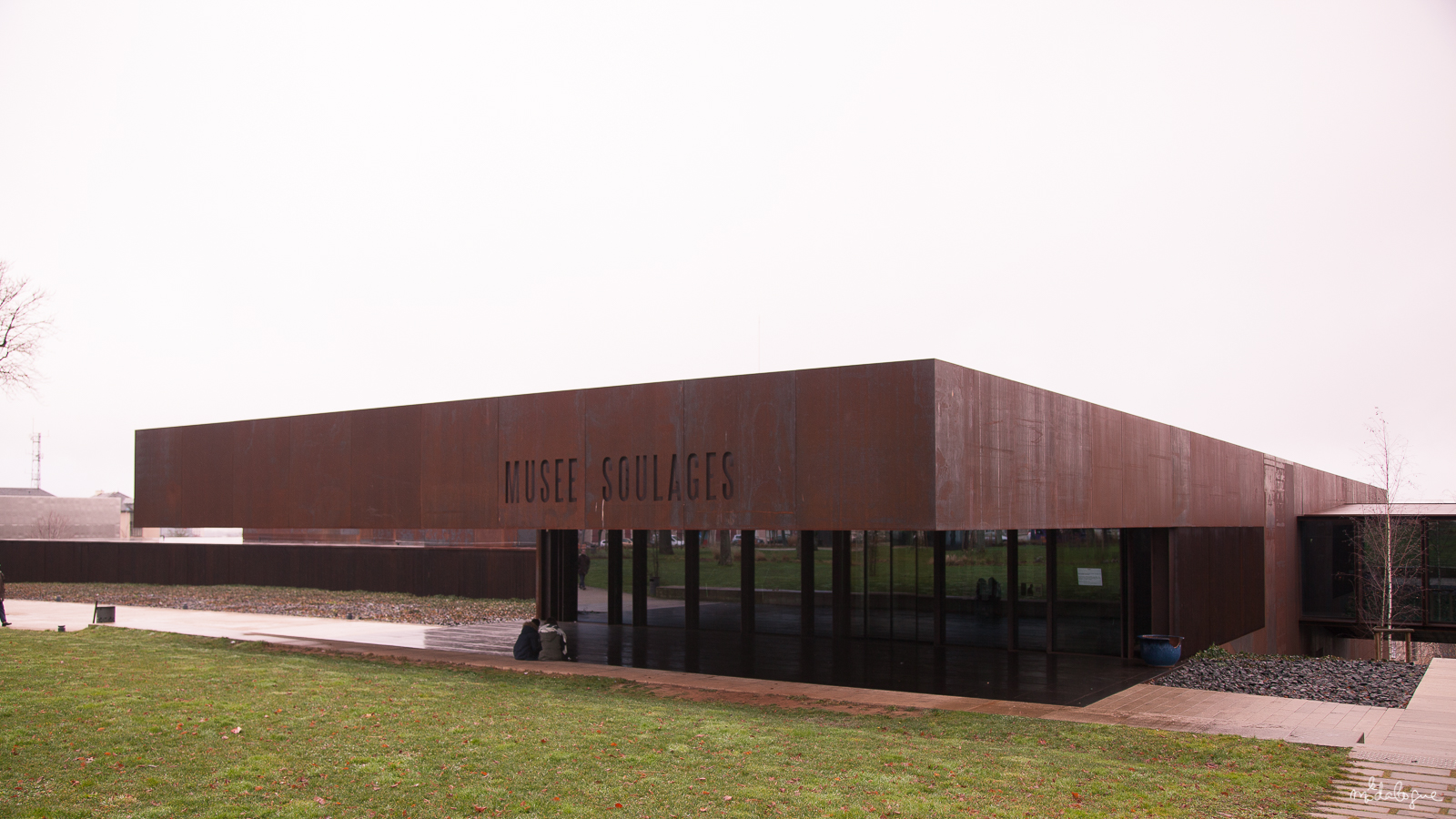 pierre-soulages-museum-1