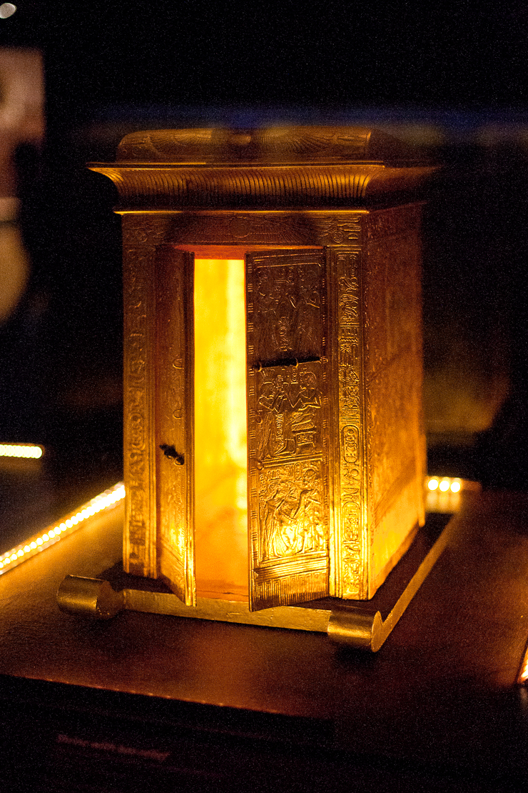 tutankhamun-parnasse-9 tutankhamun-parnasse-9