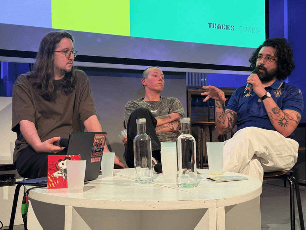 Conférence Trad futurisme à la Gaîté Lyrique sur les archives, les folklores et leur réutilisation marketing